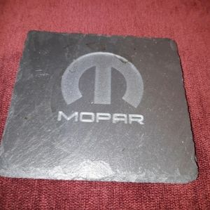 4 Slate Under Glass: Chrysler, Dodge, Jeep and Mopar